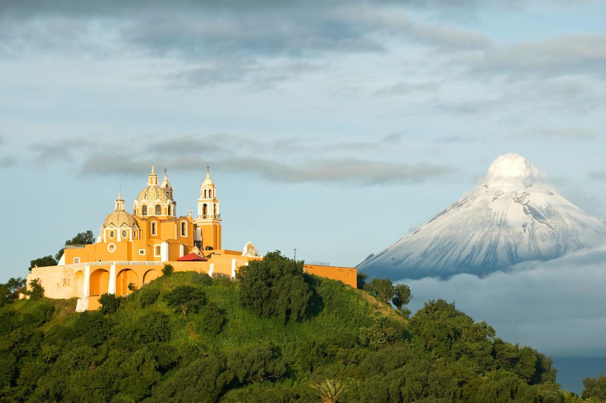 Marriott Puebla Hotel Meson Del Angel Servis gambar